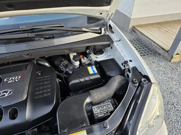 Hyundai Tucson 2.0 CRDi TZ - foto 18