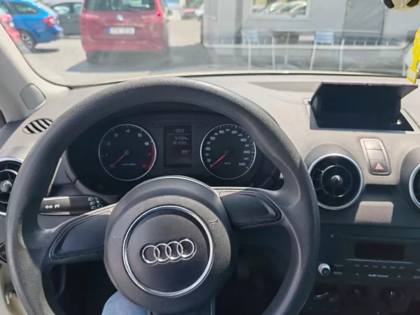 Audi A1 1.2 TFSI - foto 11