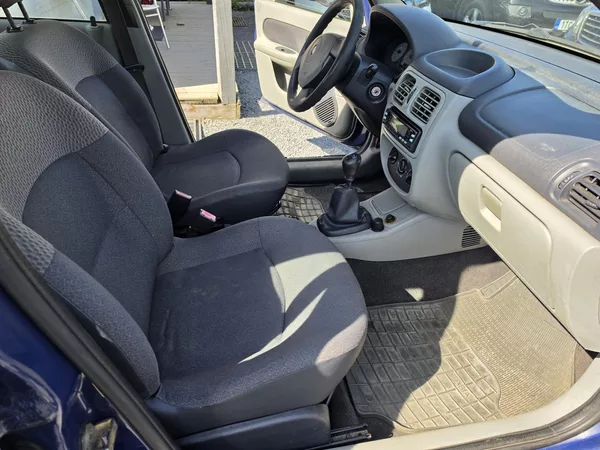Renault Thalia 1.4 i - foto 18