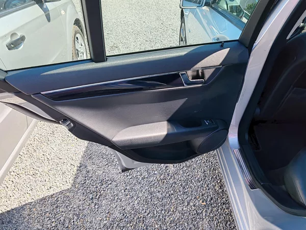Mercedes-Benz Třídy C 220CDI - foto 12