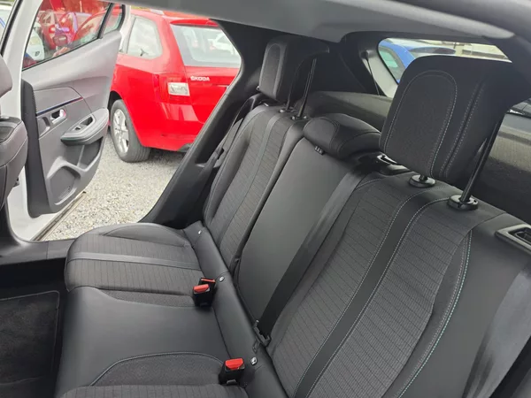 Peugeot 2008 1.2 T 96KW 54tkm - foto 9