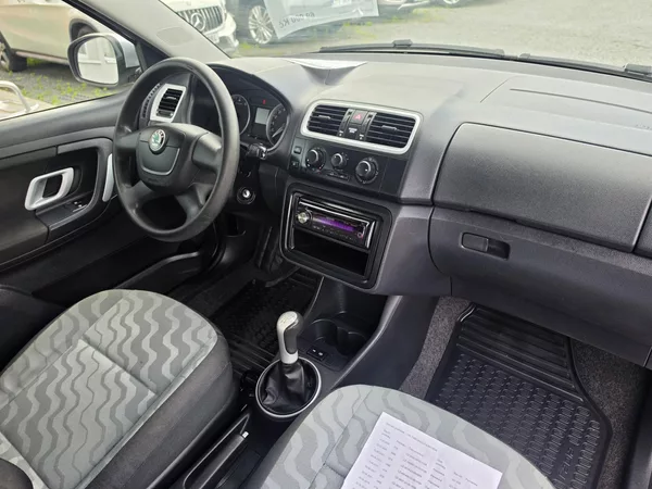Škoda Fabia 1.2 HTP TZ Klimatizace - foto 10