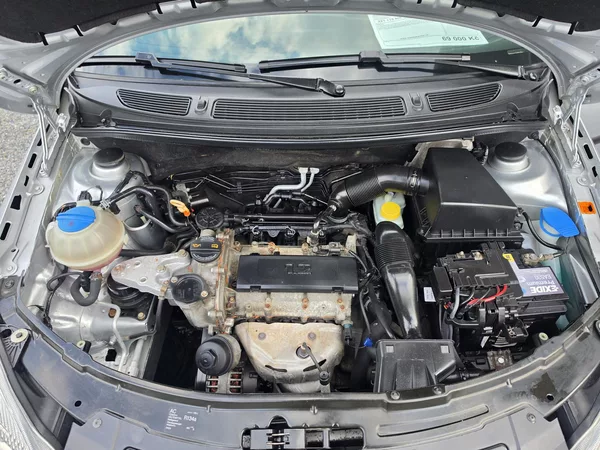 Škoda Fabia 1.2 HTP TZ Klimatizace - foto 19