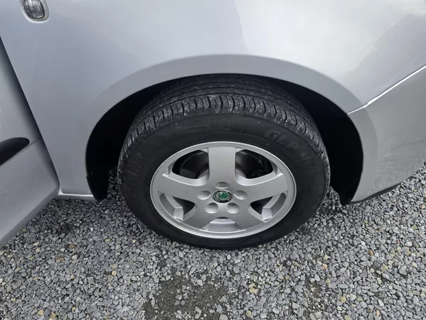 Škoda Fabia 1.2 HTP TZ Klimatizace - foto 7