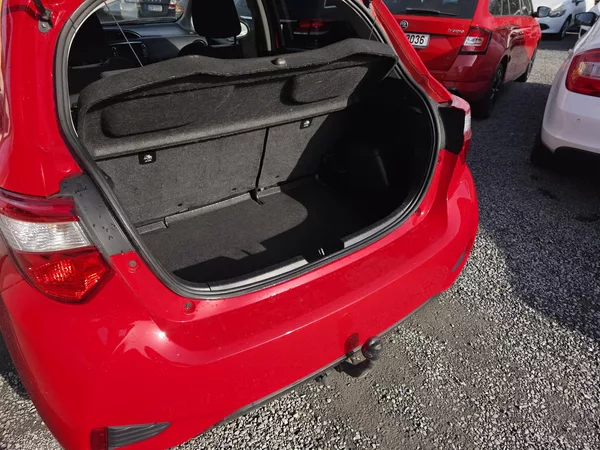 Toyota Yaris 1.5 VVTI kamera TZ - foto 5