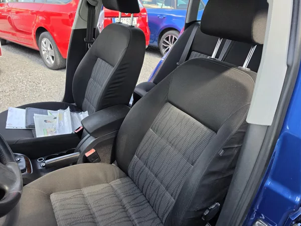 Škoda Octavia 2.0 TDi 103kw Xenon - foto 17