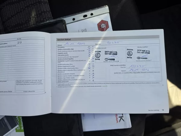 Škoda Octavia 2.0 TDi 103kw Xenon - foto 25