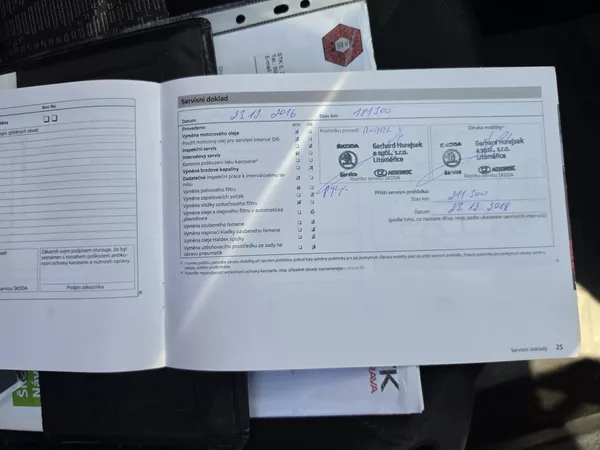 Škoda Octavia 2.0 TDi 103kw Xenon - foto 28