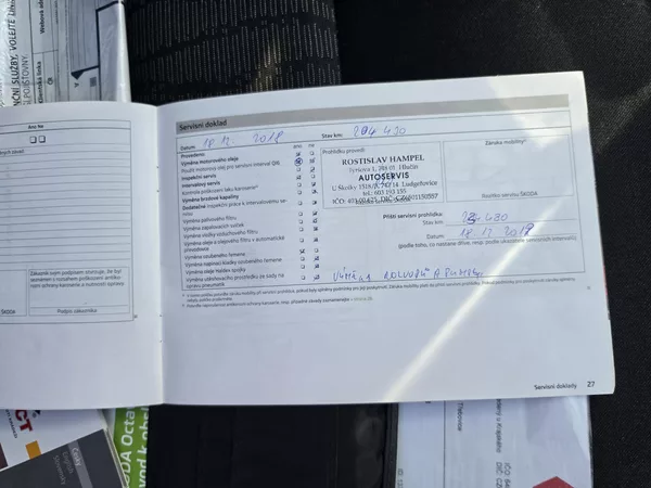 Škoda Octavia 2.0 TDi 103kw Xenon - foto 29