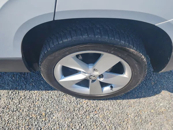 Škoda Karoq 2.0 110 KW - foto 17