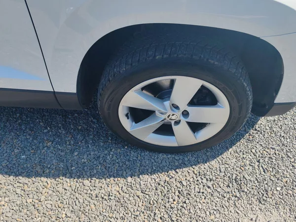 Škoda Karoq 2.0 110 KW - foto 25