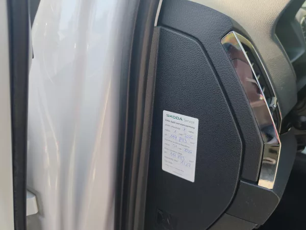 Škoda Karoq 2.0 110 KW - foto 29