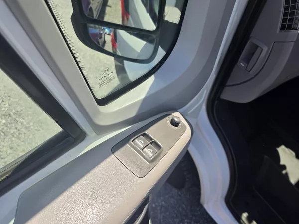 Citroën Jumper 2.2 HDI Valník TZ 7 míst - foto 20