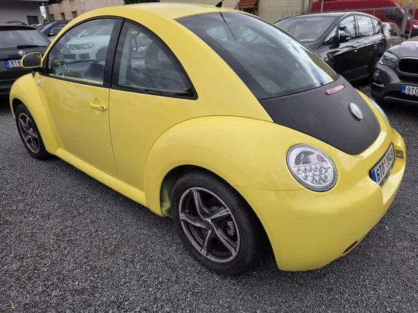 Volkswagen New Beetle 2.0 i - foto 3