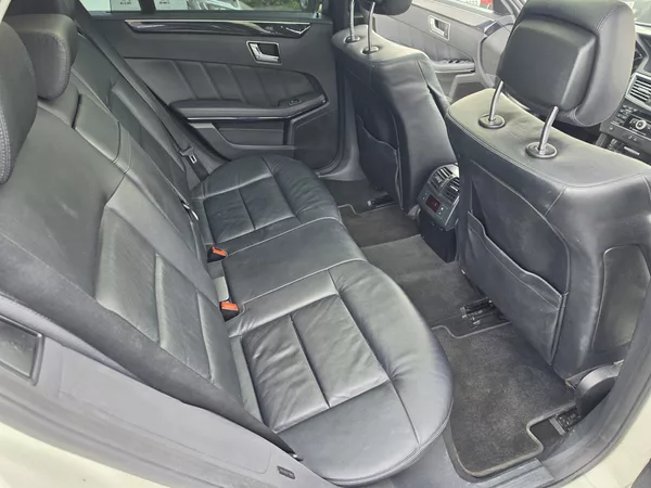Mercedes-Benz Třídy E 300CDI V6 Avantgarde TZ - foto 22