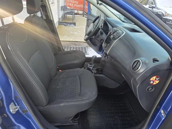 Dacia Sandero 1 2 TZ Klimatizace - foto 10