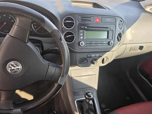 Volkswagen Golf Plus 1.4 i Vyhřev sedadel - foto 16