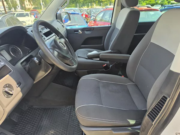 Volkswagen Multivan 2.0 TDI 103kw 7 Míst TZ - foto 10