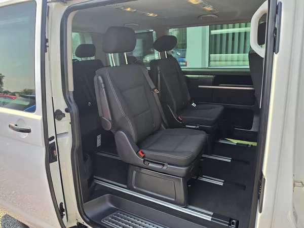 Volkswagen Multivan 2.0 TDI 103kw 7 Míst TZ - foto 15