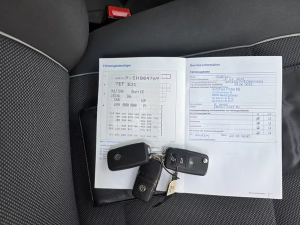 Volkswagen Multivan 2.0 TDI 103kw 7 Míst TZ - foto 17