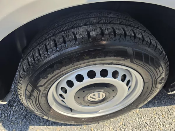 Volkswagen Multivan 2.0 TDI 103kw 7 Míst TZ - foto 29