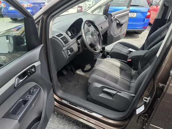 Volkswagen Touran 1.2 TSI 7 Míst Match - foto 13