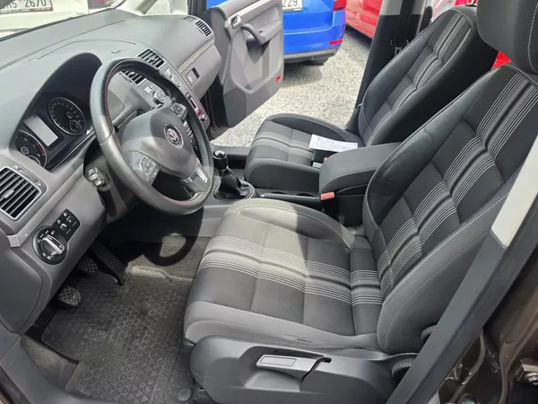 Volkswagen Touran 1.2 TSI 7 Míst Match - foto 14