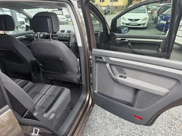 Volkswagen Touran 1.2 TSI 7 Míst Match - foto 16