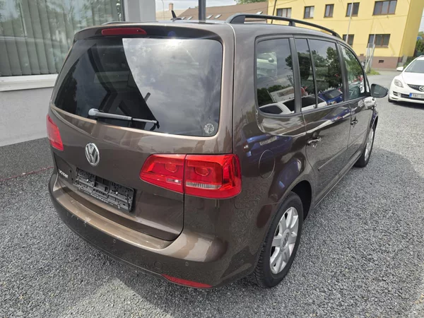 Volkswagen Touran 1.2 TSI 7 Míst Match - foto 4
