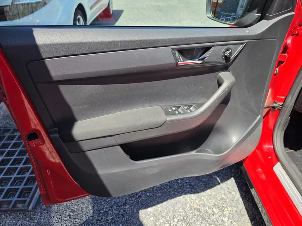 Škoda Fabia 1.2 TSI 81KW Monte Carlo Pano - foto 16