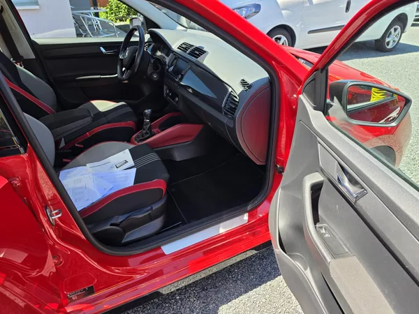 Škoda Fabia 1.2 TSI 81KW Monte Carlo Pano - foto 20