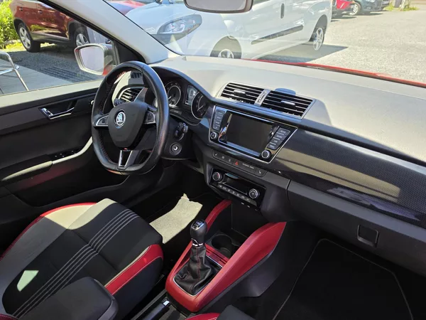 Škoda Fabia 1.2 TSI 81KW Monte Carlo Pano - foto 21