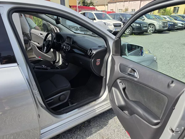 Mercedes-Benz Třídy B 180CDi Navi Parkovací senzory - foto 12