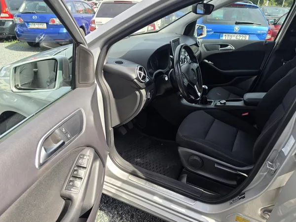 Mercedes-Benz Třídy B 180CDi Navi Parkovací senzory - foto 14