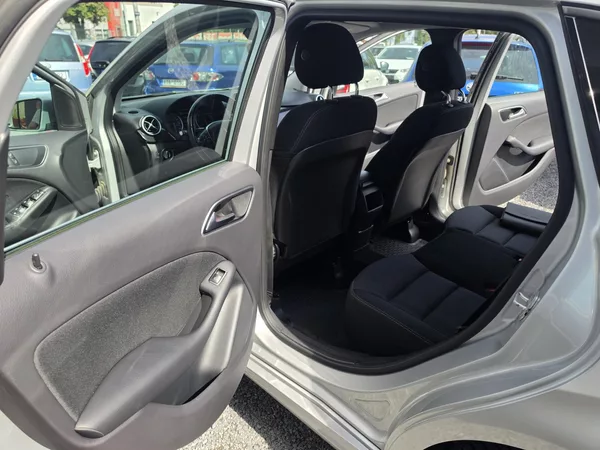 Mercedes-Benz Třídy B 180CDi Navi Parkovací senzory - foto 9