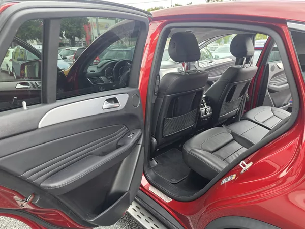 Mercedes-Benz GLE 400i V6 TZ Panorama AMG - foto 13