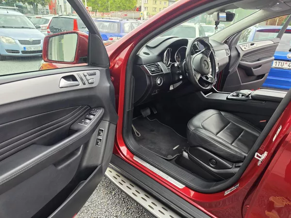 Mercedes-Benz GLE 400i V6 TZ Panorama AMG - foto 7