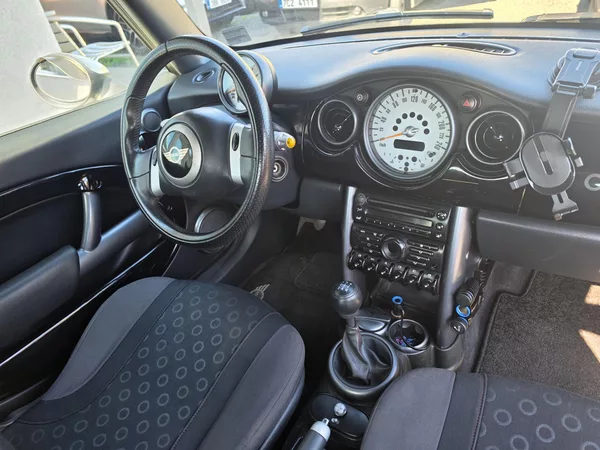 Mini Cooper 1.6 i - foto 14
