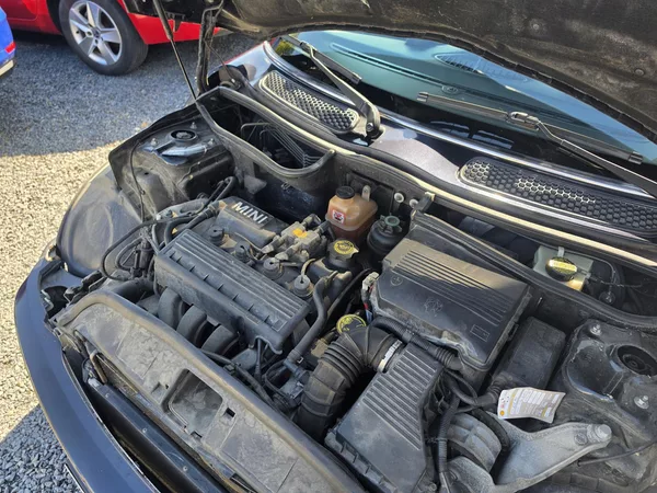 Mini Cooper 1.6 i - foto 17