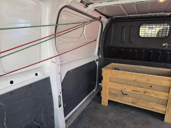Ford Transit 2.2TDCI Webasto Klimatiz Long - foto 18