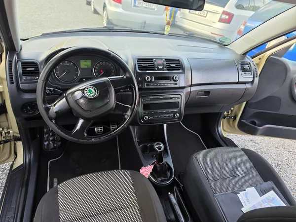 Škoda Fabia 1.2 TSI Scout - foto 11