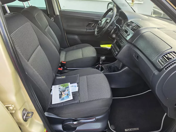 Škoda Fabia 1.2 TSI Scout - foto 16