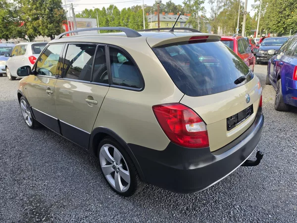 Škoda Fabia 1.2 TSI Scout - foto 3
