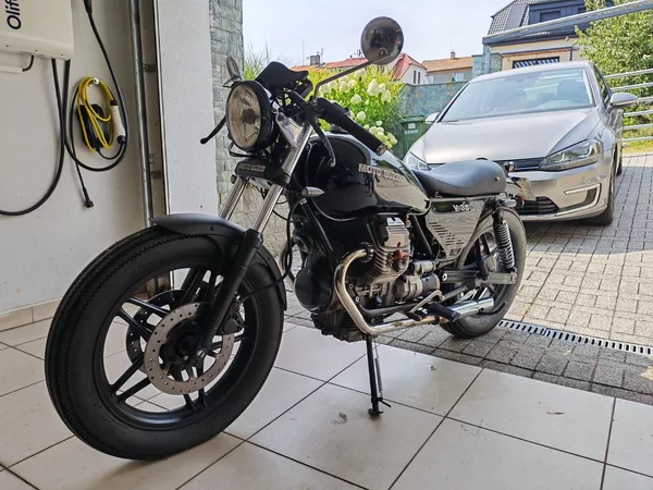 Moto Guzzi V 35 Custom Cafe Racer - foto 2