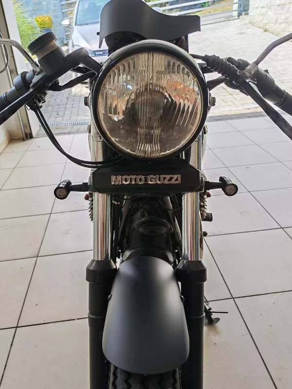 Moto Guzzi V 35 Custom Cafe Racer - foto 4