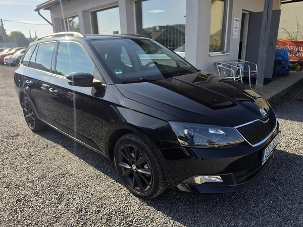 Škoda Fabia 1.2 TSI Vyhřev sedadel Led