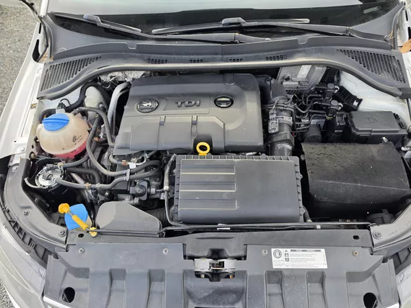 Škoda Fabia 1.4 TDI Parkovací senzory - foto 16