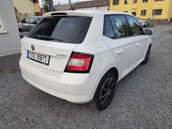 Škoda Fabia 1.4 TDI Parkovací senzory - foto 4
