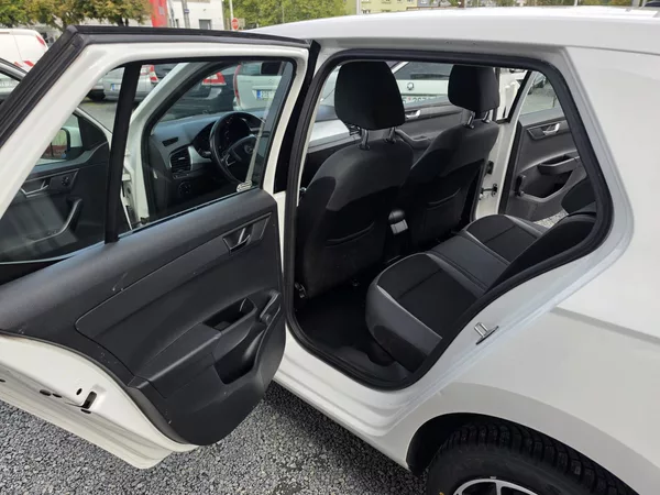 Škoda Fabia 1.4 TDI Parkovací senzory - foto 5