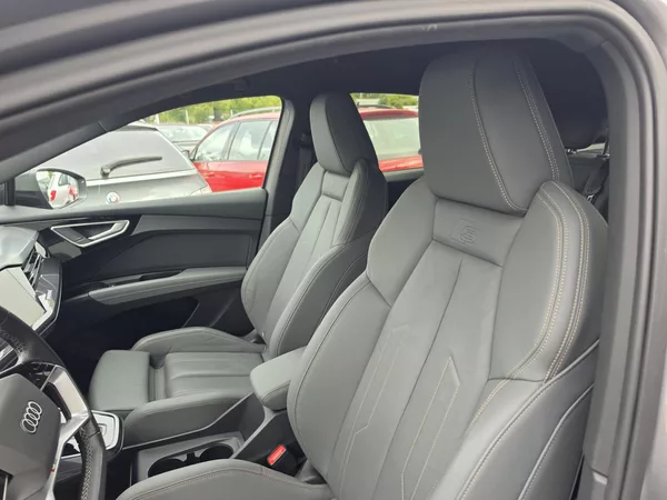 Audi Q4 e-tron 40 150KW Kamera Sonos Matrix - foto 15